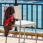 Captain Fotis 4 * Póndi