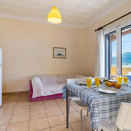 Captain Fotis 4 Apartment *