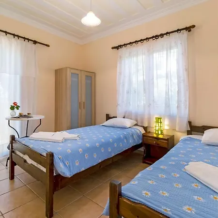 Captain Fotis 4 Πόντι