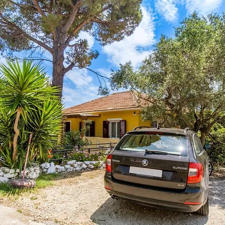 Captain Fotis 4 Πόντι