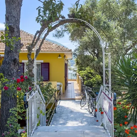 Apartment Captain Fotis 4 Pondi
